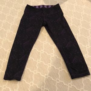 Lululemon wunder under crop size 6